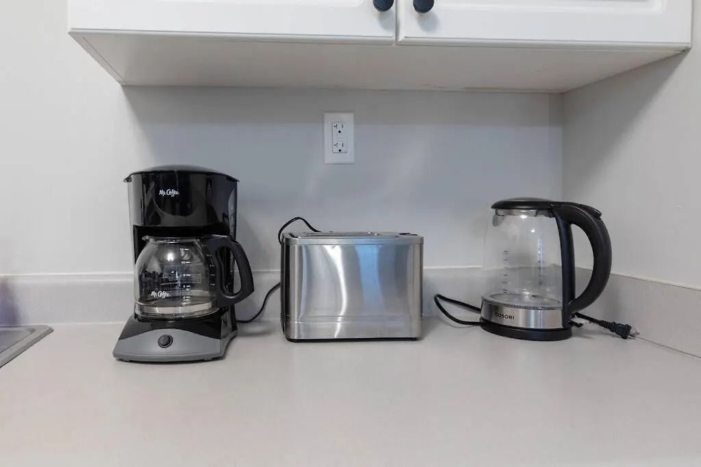 Cozy & Central 2Br Suite With Optional Parking Near Vanderbilt, Gulch & Honky Tonk Highway Nashville Apartment